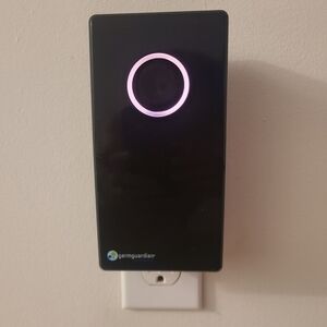 GermGuardian GG1100 Plug-In UV-C Air Sanitizer & Odor Reducer